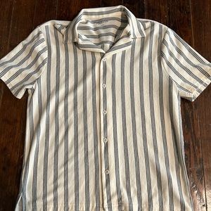 Madewell Easy Short-Sleeve Shirt. Size S.